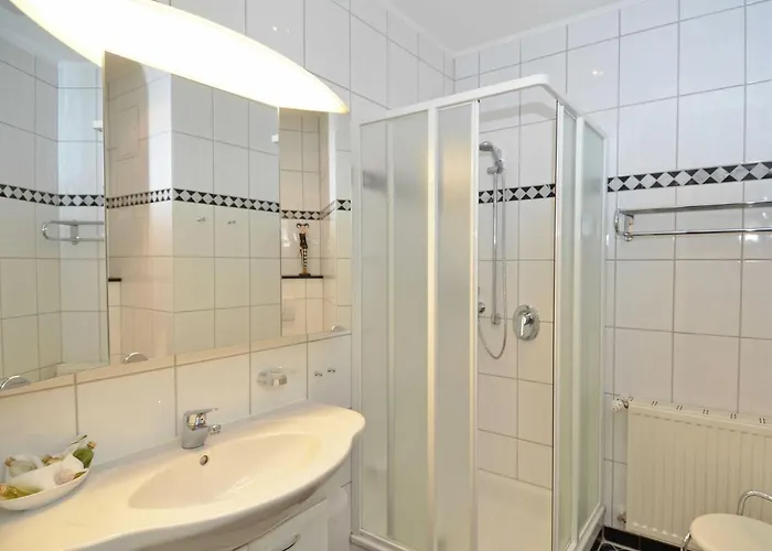 Fernsicht - Apt. 03 Villa Sellin (Rugen)