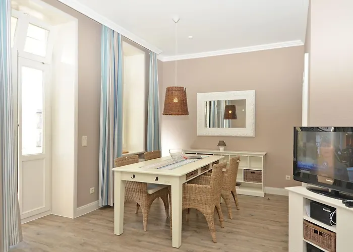 Fernsicht - Apt. 03 Villa Sellin (Rugen)